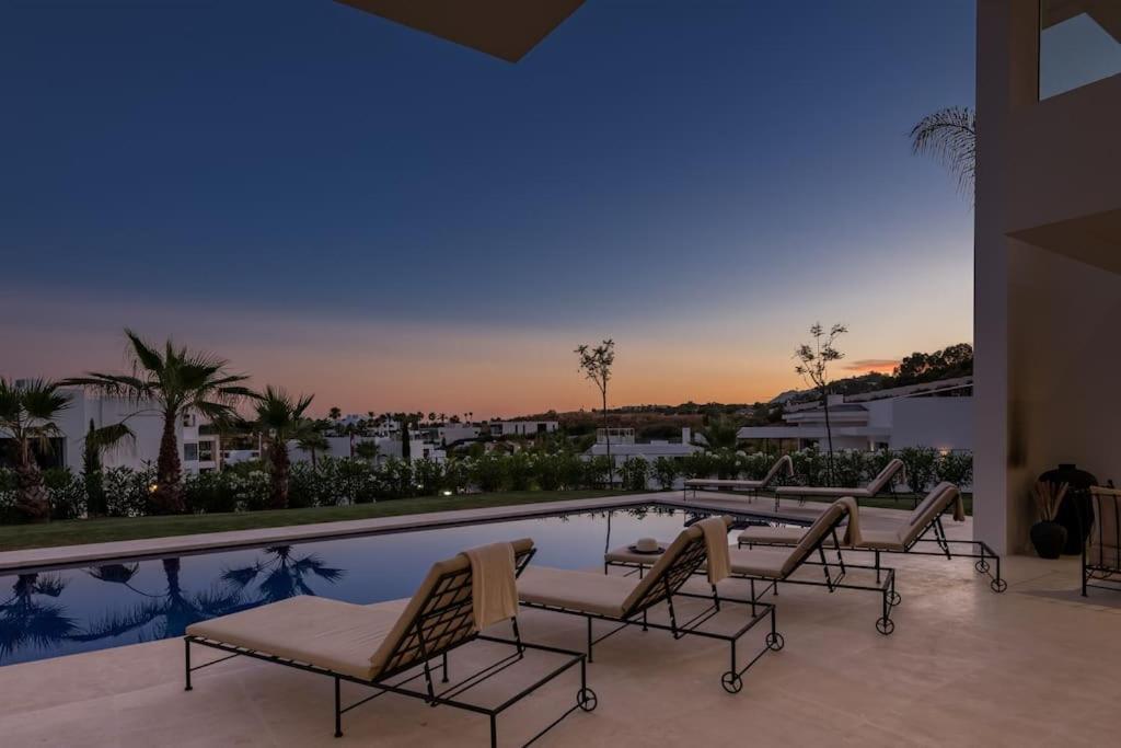 V - Chic 6-bedroom In Olivos, * Marbella